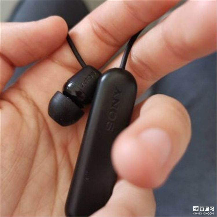索尼WI-C200蓝牙耳机 不错的入门体验机