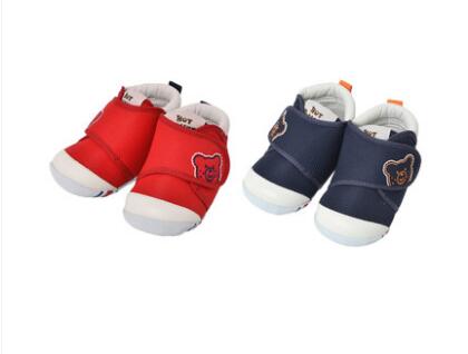 日本MikiHouse婴儿学步鞋有独特的设计嘛？？性价比高不高？？