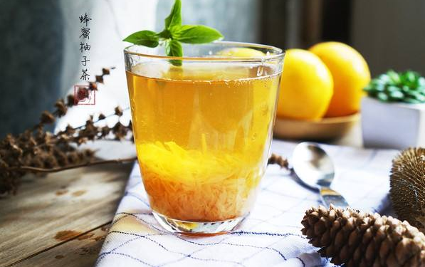 蜂蜜柚子茶怎么做？ 蜂蜜柚子茶怎么做不苦？