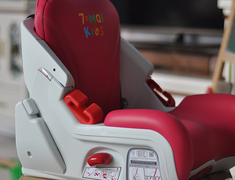 儿童安全座椅哪个牌子的好？70迈安全座椅有什么优点？